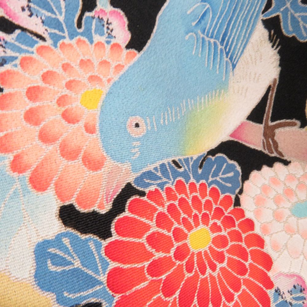 本加賀友禅 黒留袖 東藤岳 花に小鳥文様 正絹 袷 広衿 比翼付 落款入 作家物 本場加賀友禅染 礼装着物 フォーマル 仕立て上がり 身丈163cm 本加賀友禅 黒留袖 東藤岳 花に小鳥文様 正絹 袷 広衿 比翼付 落款入