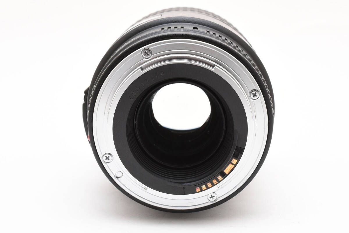 F2.8 MACRO