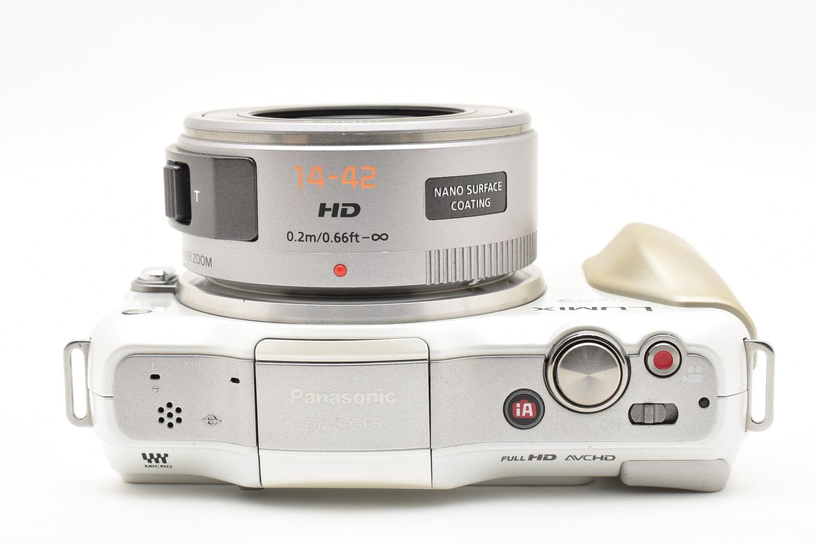 ショット数10518回 オリンパス E-P5 ホワイト 新品充電器付属 カメラ ショット数10518回 OLYMPUS E-P5 ホワイト 新品充電器付属