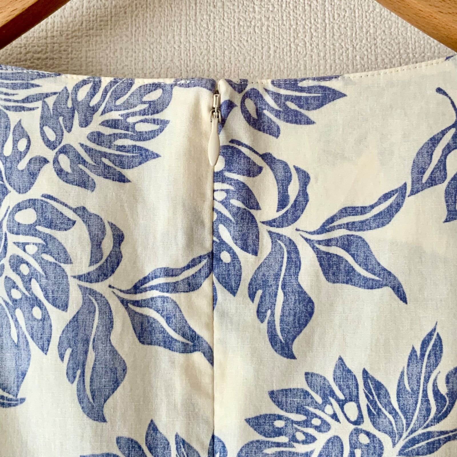 美品 SHIPSシップス ワタベウェディング ワンピース ブレッドフルーツ柄 L 美品 SHIPSシップス ワタベウェディング ワンピース ブレッド