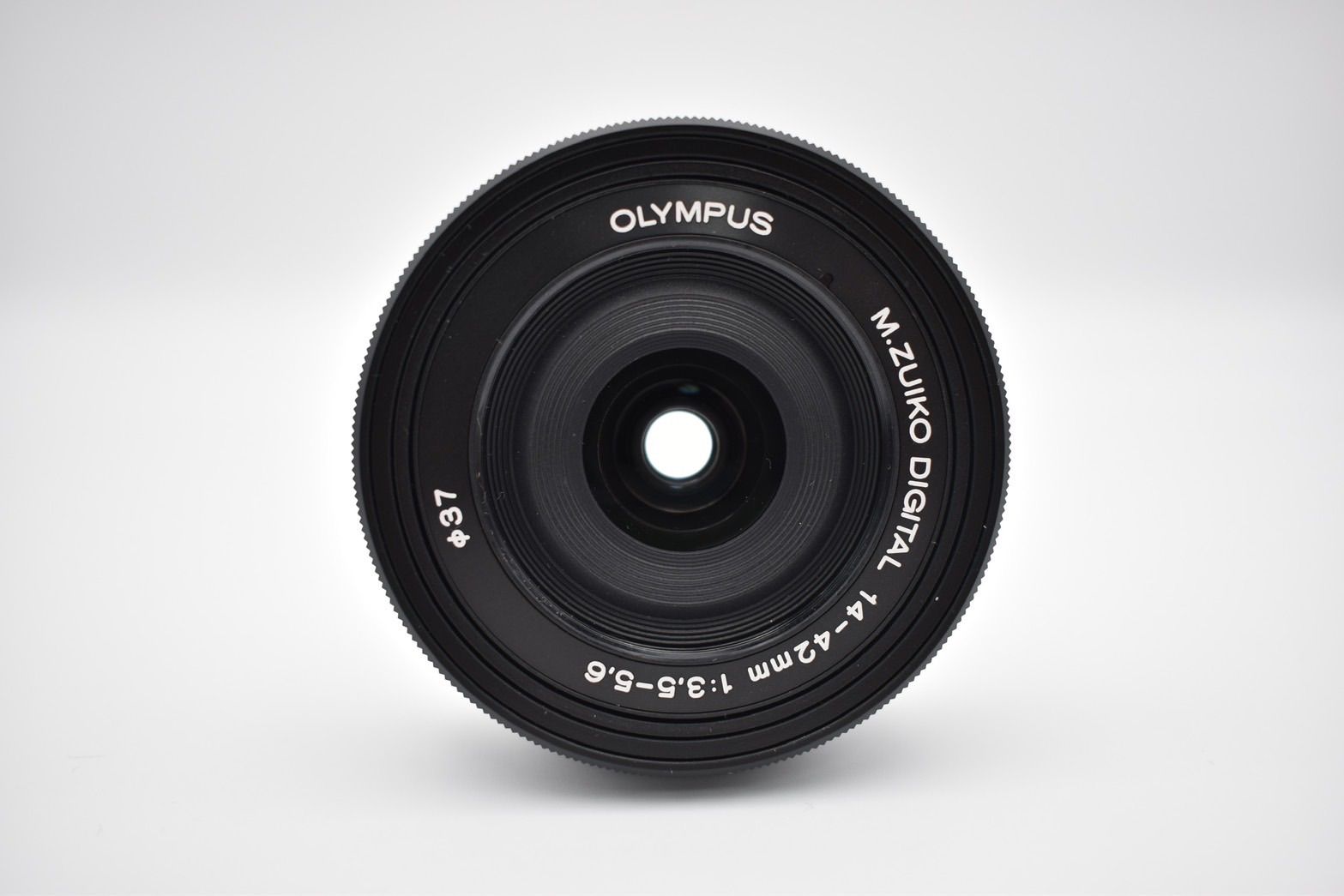 ❤️オリンパス 電動パンケーキズームレンズ❤️ブラック OM SYSTEM M.ZUIKO DIGITAL ED 14-42mm F3.5-5.6 EZ｜ボディ