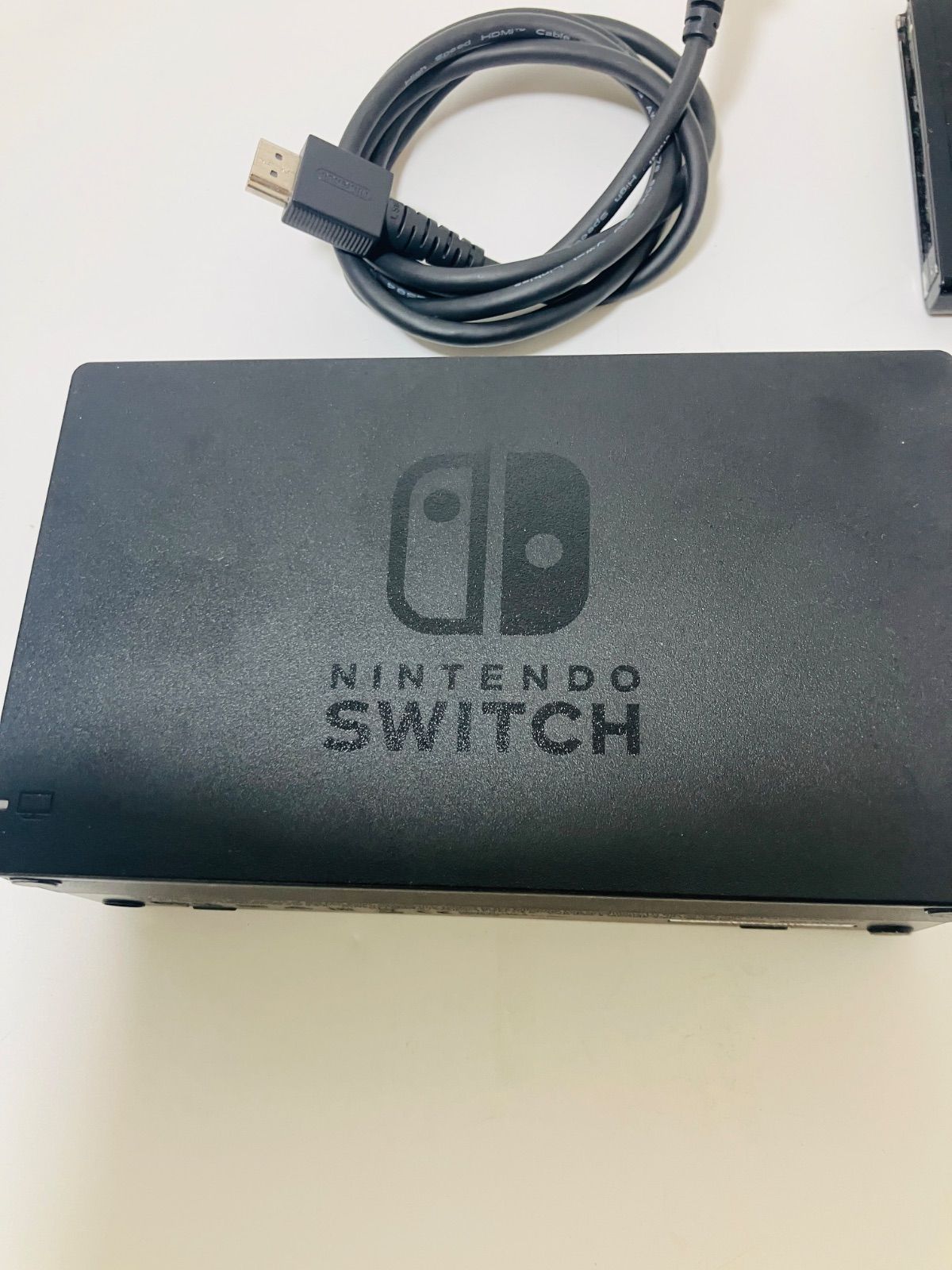 Nintendo Switch 本体セット（ドッグ・ジョイコン左右・純正HDMI