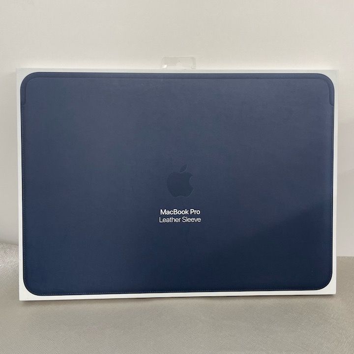 新品 Apple 純正 MacBook Pro 15インチ用 MRQU2FE/A