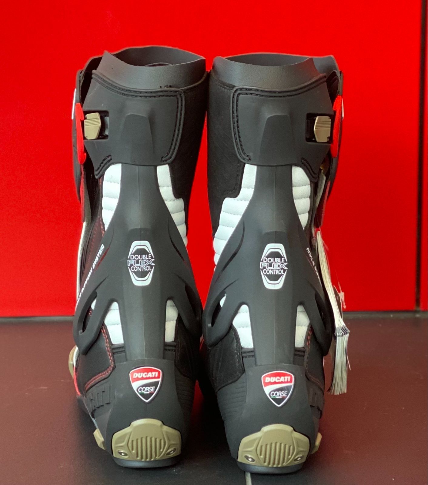 2025年5月購入 Corse V5 Air - Racing ﾌﾞｰﾂ DOCATI メンズ サイズ42 ♥ 【大歓迎】