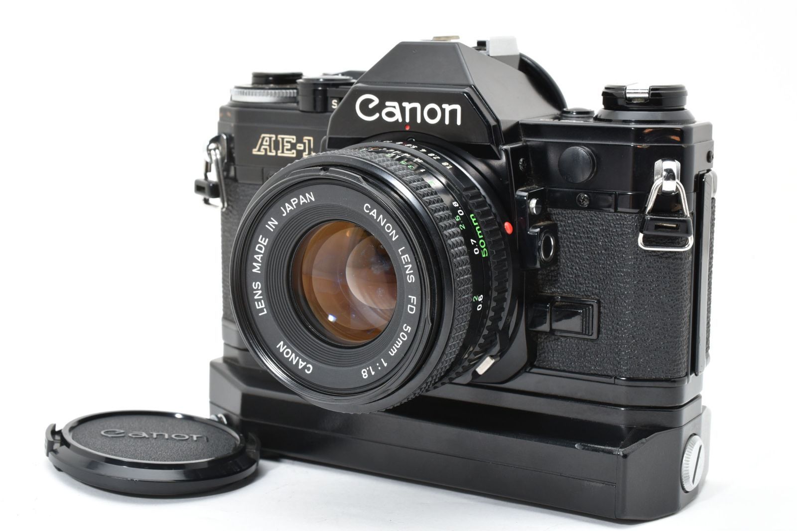 極上美品】Canon AE-1 ブラック ボディ + NEW FD 50mm F1.8 パワー