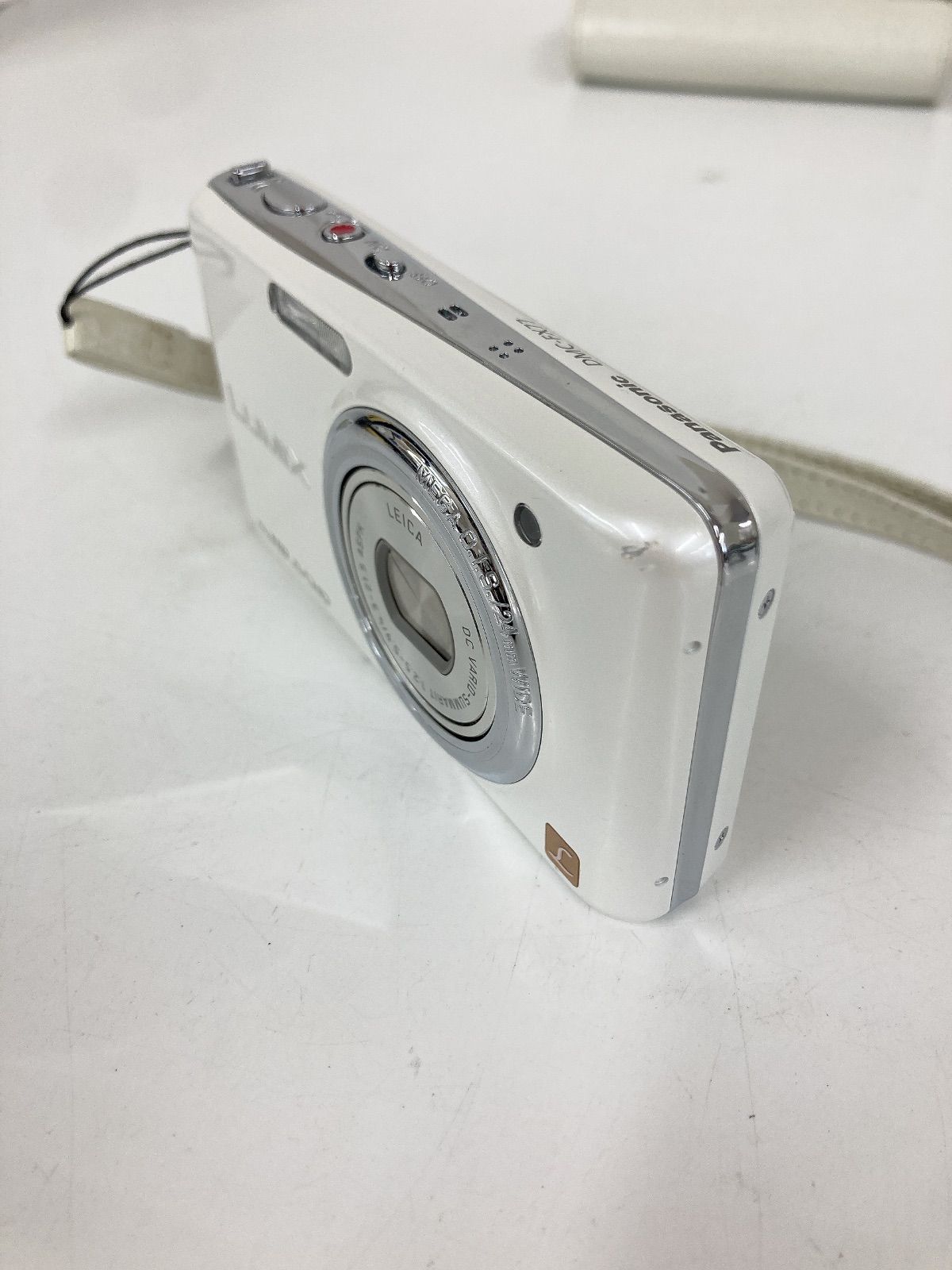 LUMIX デジタルカメラ DMC-FX77 ホワイト 通電確認済み Panasonic