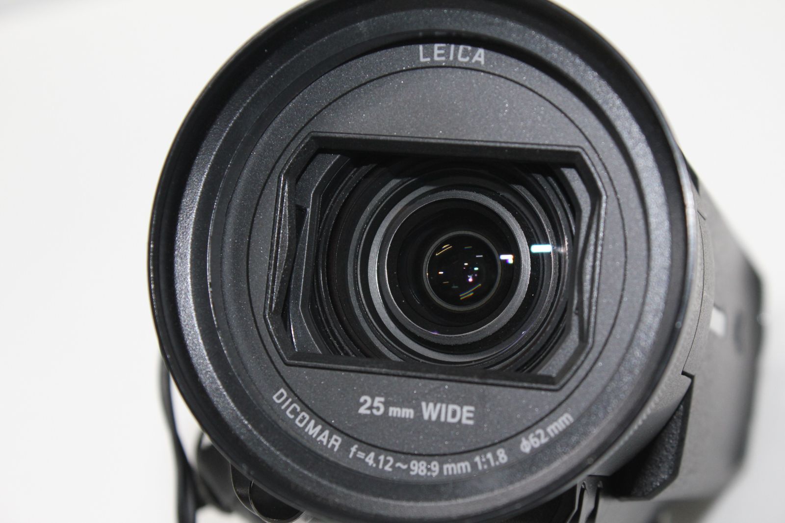 Panasonic|デジタル4Kビデオカメラ|HC-WZXF1M|三脚付き ⑤