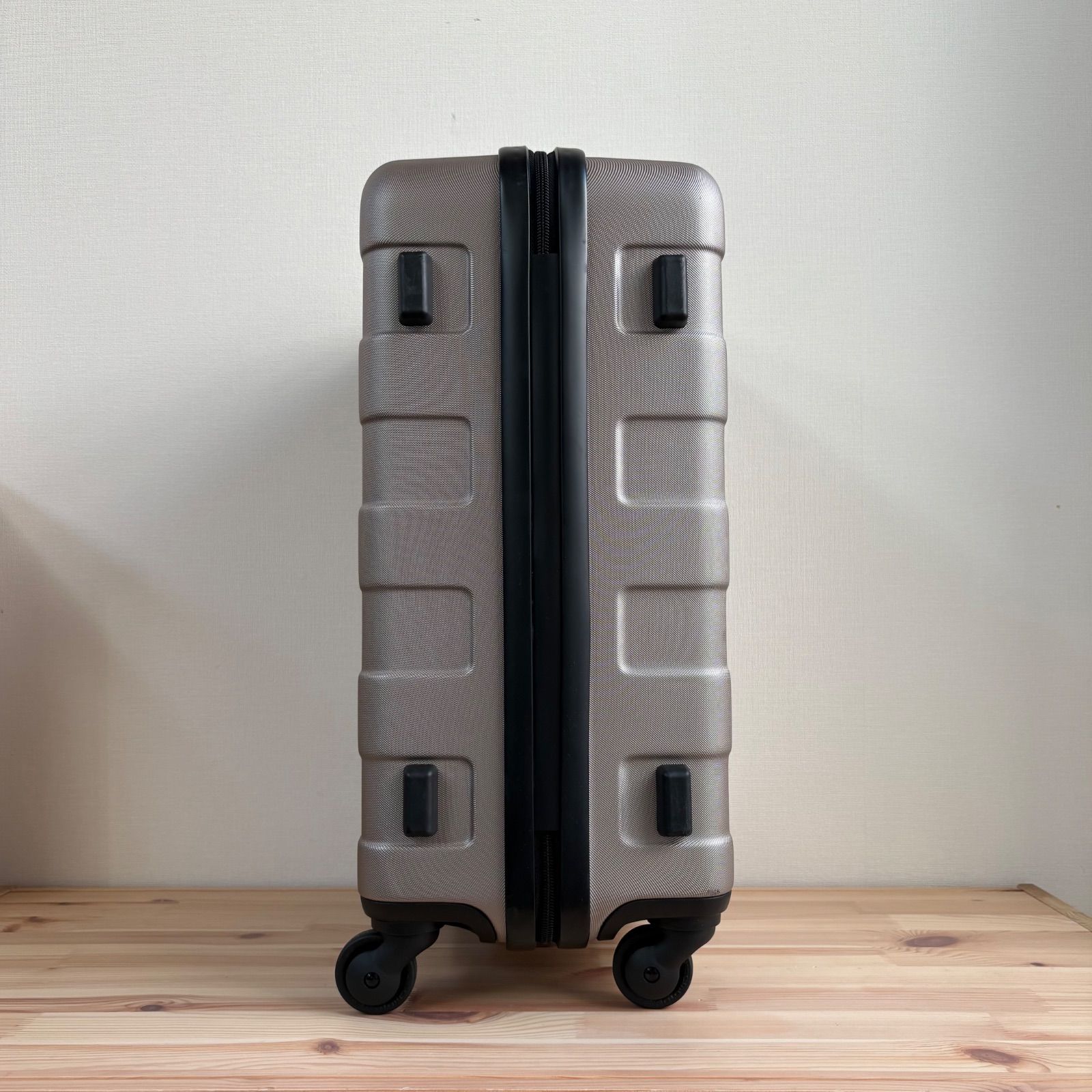 MUJI バーを自由に調節できるキャリーケース