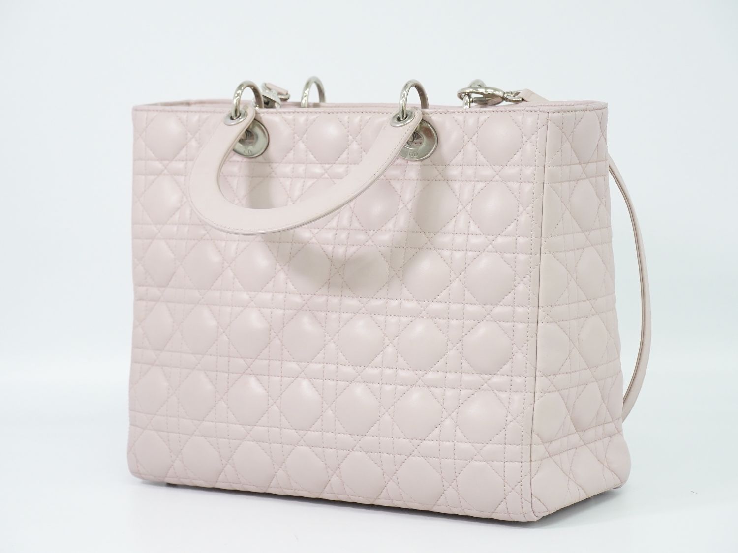 Christian Dior　レディディオール　ハンドバッグ　カナージュ クリスチャンディオール Christian Dior カナージュ レディ