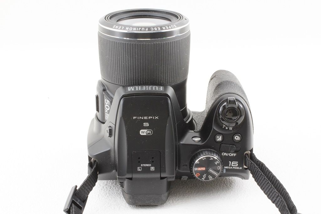 FinePix S9400W