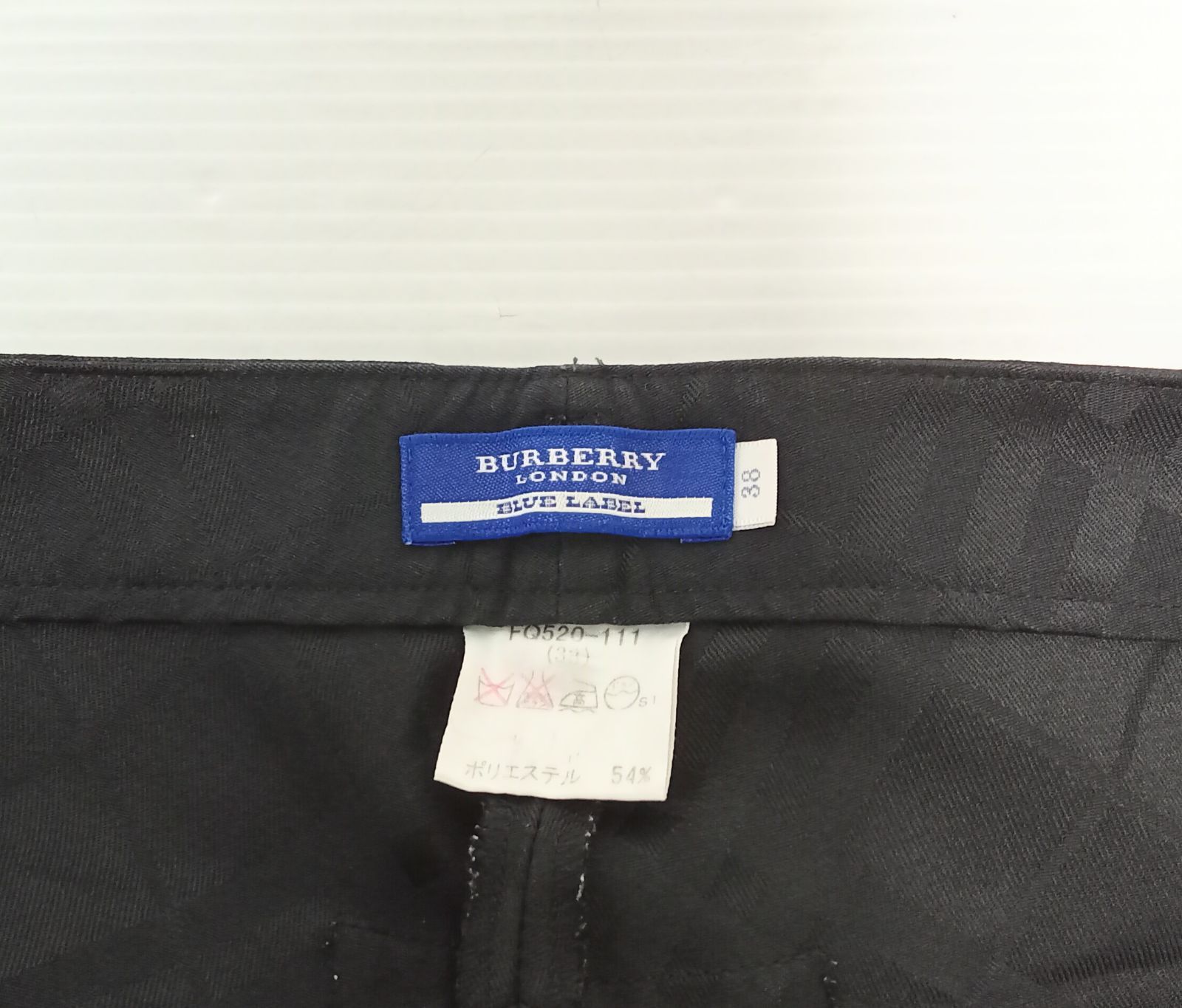 Burberry　ウィメンズ綿パンツ　38サイズ　【中古品】 BURBERRY/バーバリー レディース パンツ 38【中古品】 - メルカリ