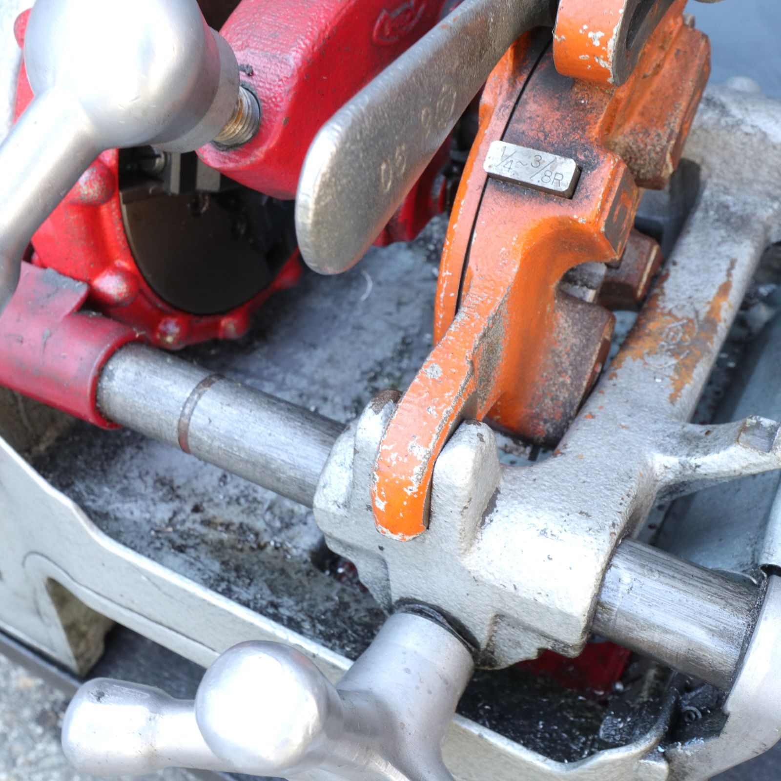 パイプマシン|パイプ切断機 台車付