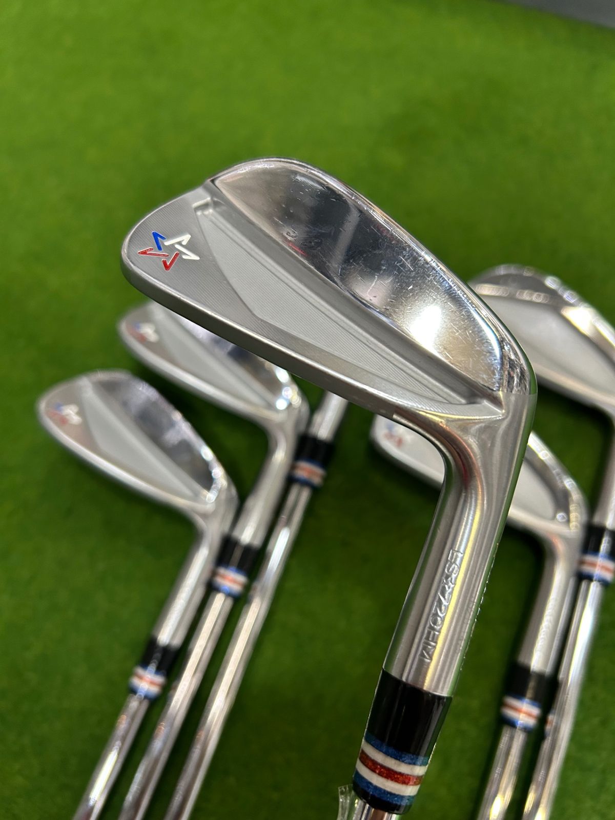ARTISAN GOLF LS ︎720CB|720HM コンボセット ５ーPw 6本セット DG95VSS S200 5.6は720CB 7.8.9.Pw は720HM