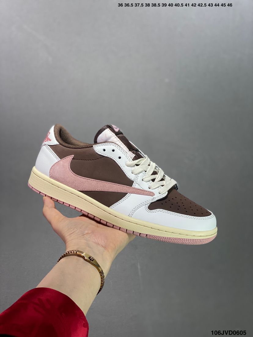 TRAVIS SCOTT AIR JORDAN 1 REVERSE MOCHA