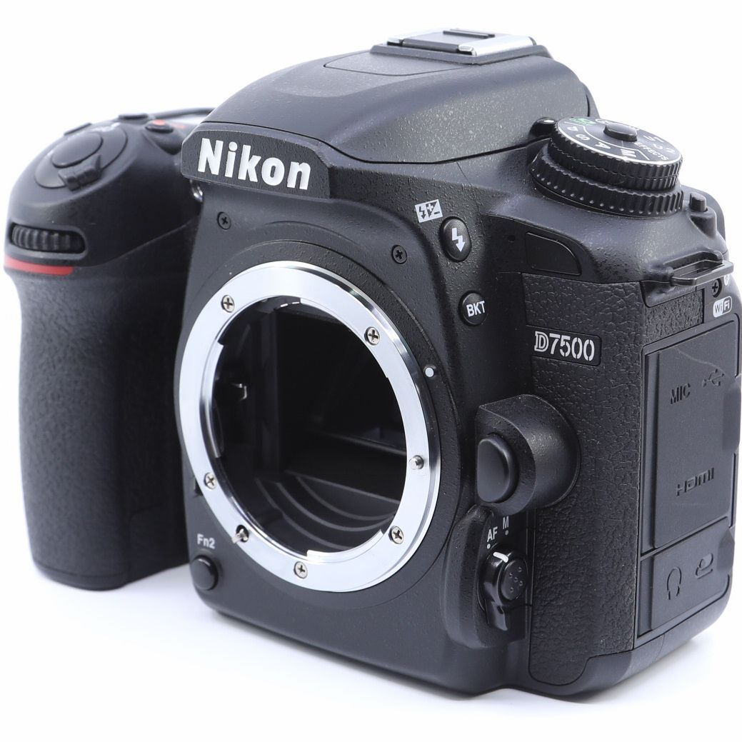 ほぼ新品＞ Nikon デジタル一 眼レフカメラ D7500 ボディ ブラ ック