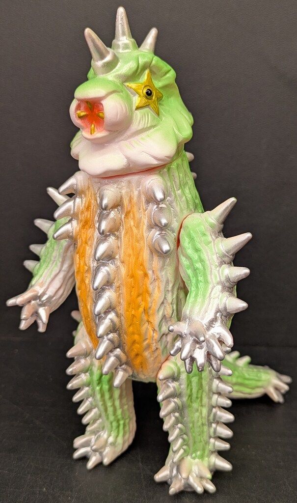 ブルマァク 蓄光ザザーン＆タッコング　レアカラー　美品 ブルマァク復刻 ザザーン蓄光 | sofvi.tokyo