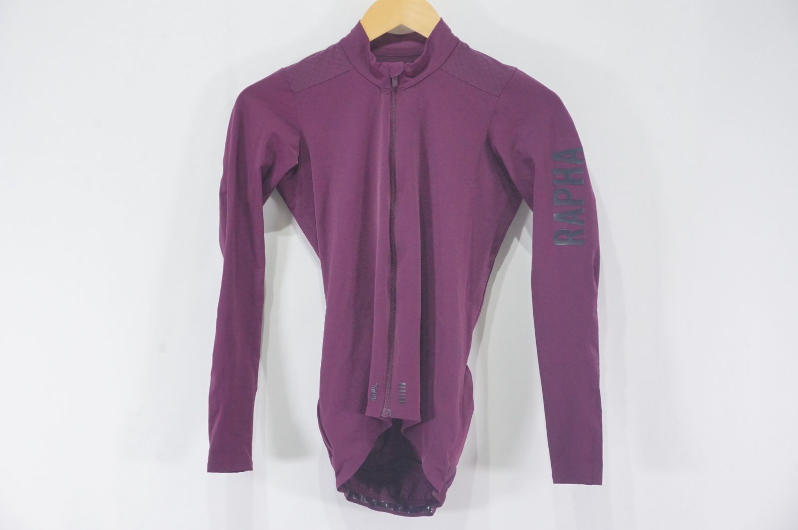 RAPHA 「ラファ」 PRO TEAM Sサイズ ジャージ / バイチャリAKIBA店