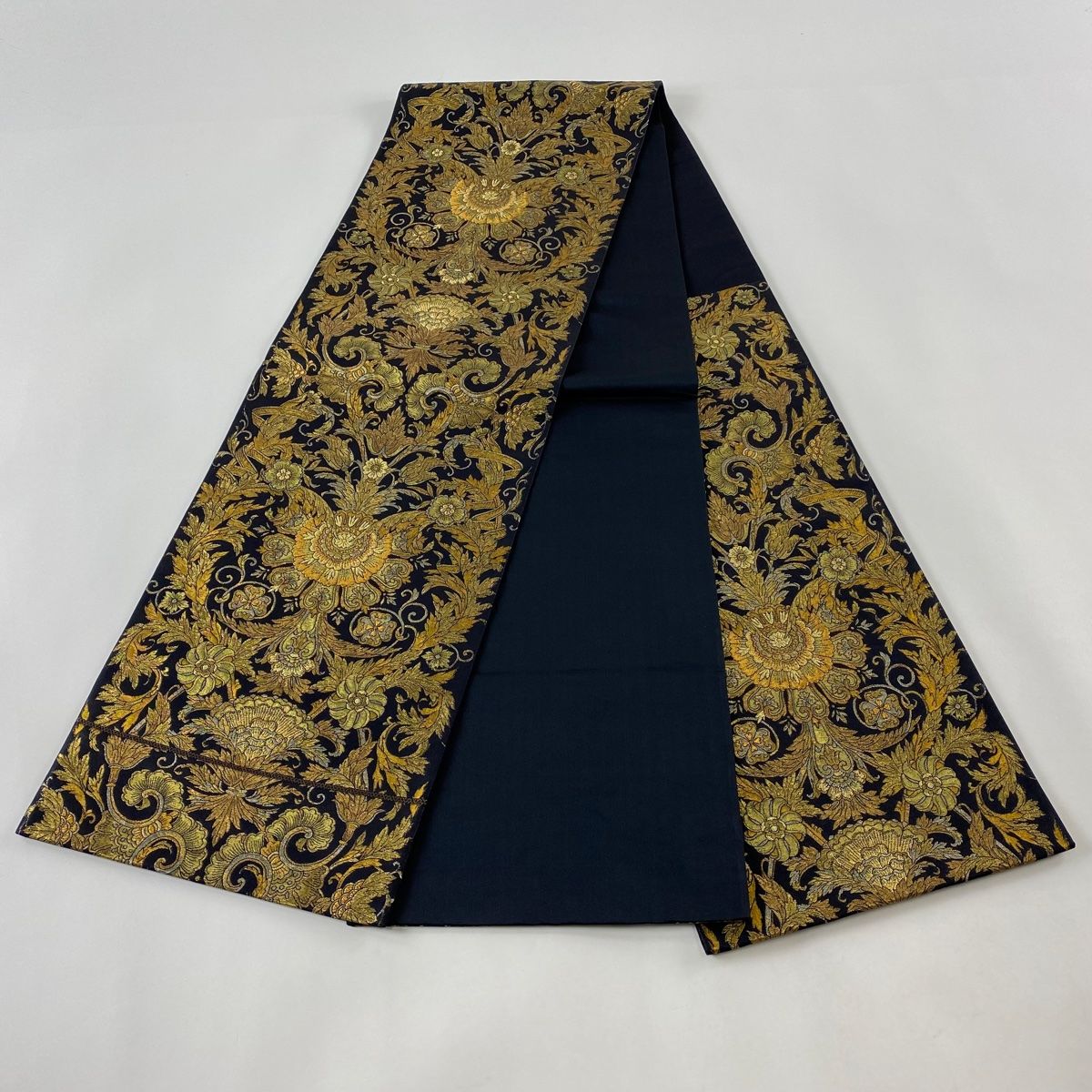 激安挑戦！！ 正絹 六通 黒 金糸 箔 草花 秀品 美品 袋帯 【中古】 メルカリ - 着物・浴衣