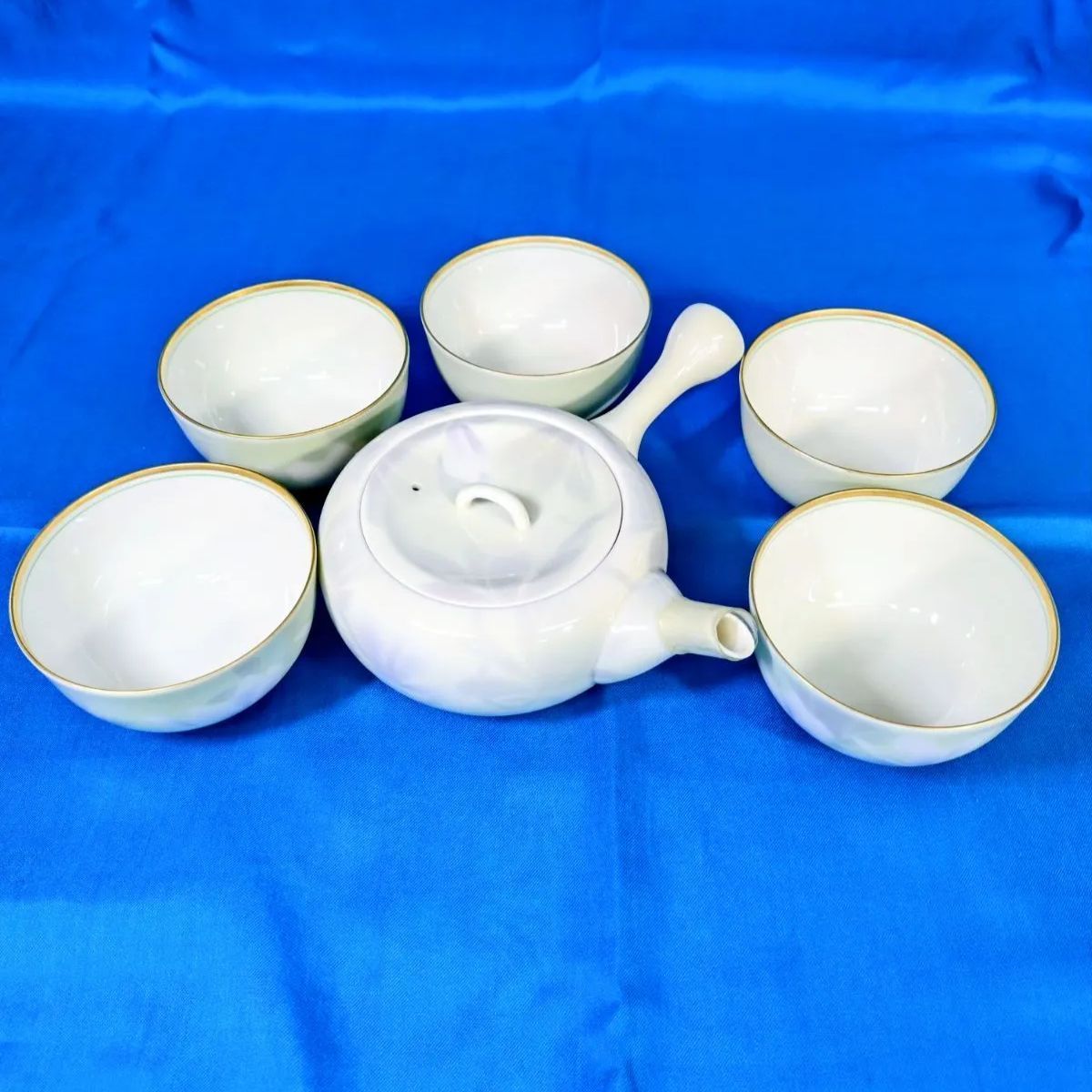 深川製磁 グリーン木蓮 銘々皿 未使用 深川製磁 グリーン木蓮 木瓜型