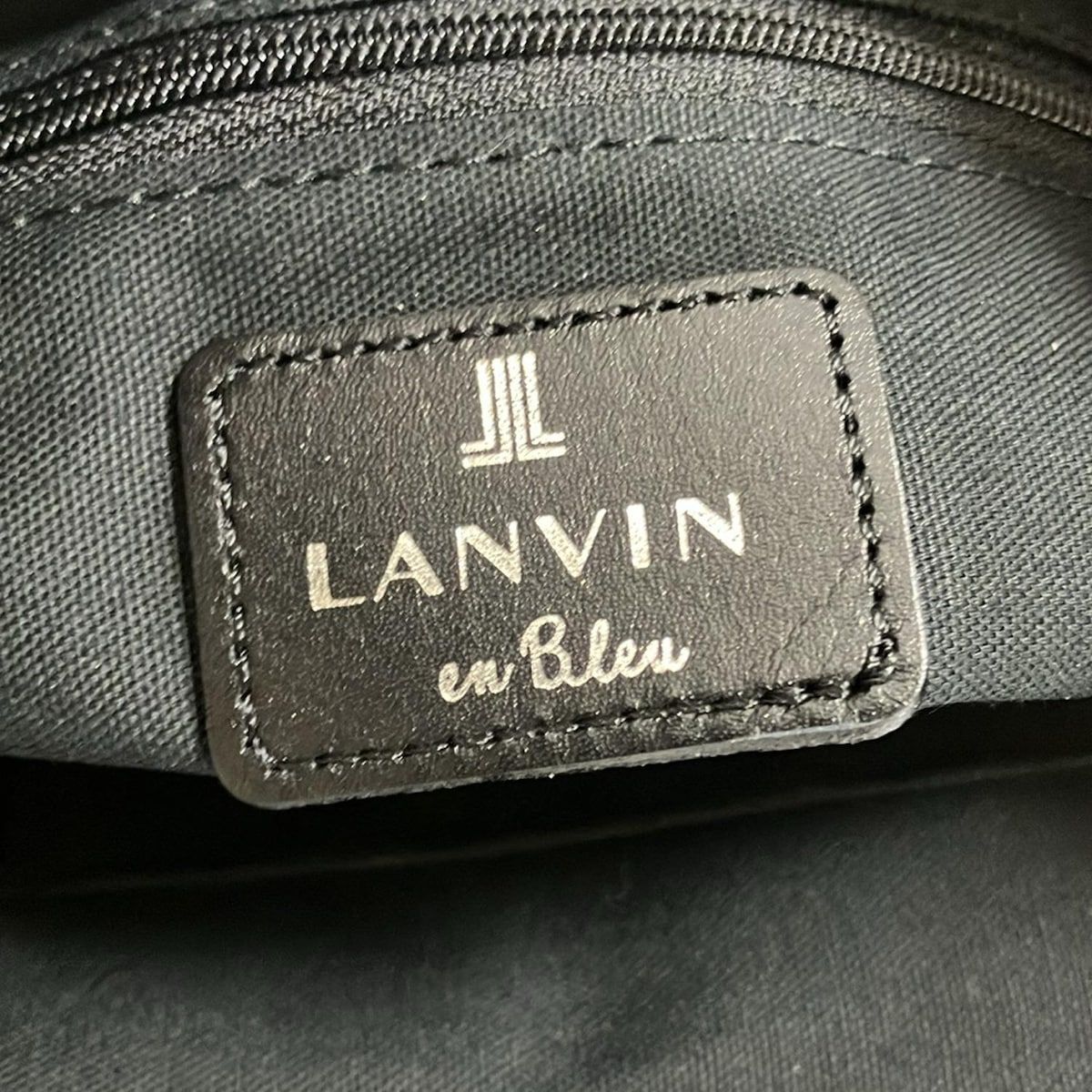 ランバンオンブルー