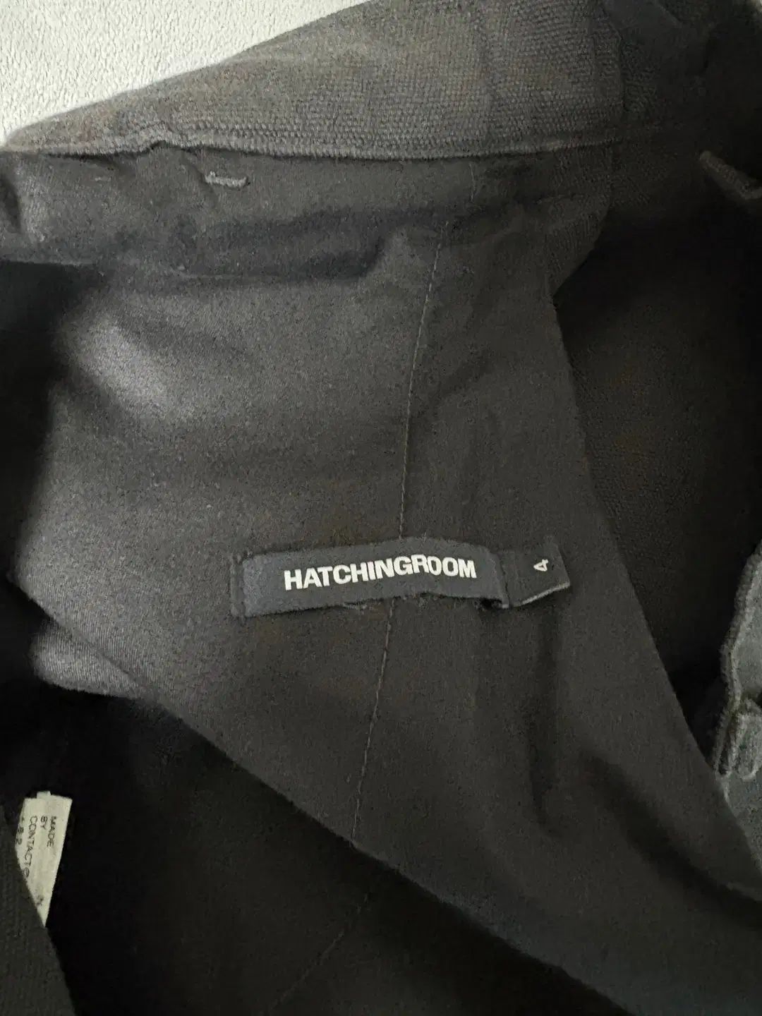 4 HATCHINGROOM ボリューム パンツ Washed Charcoal