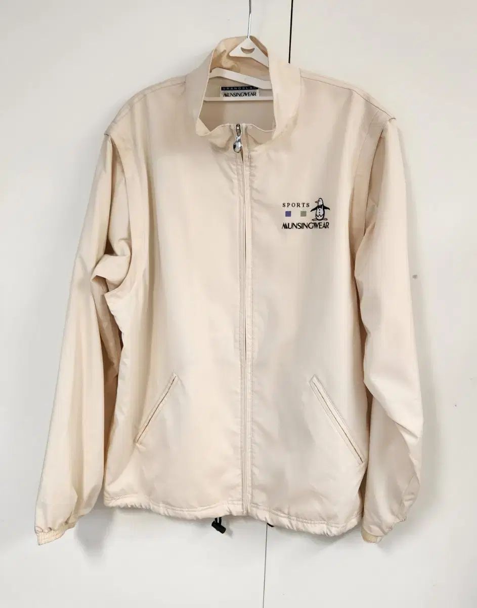 MUNSINGWEAR マンシングウェア ウィンドブレーカー アウター L