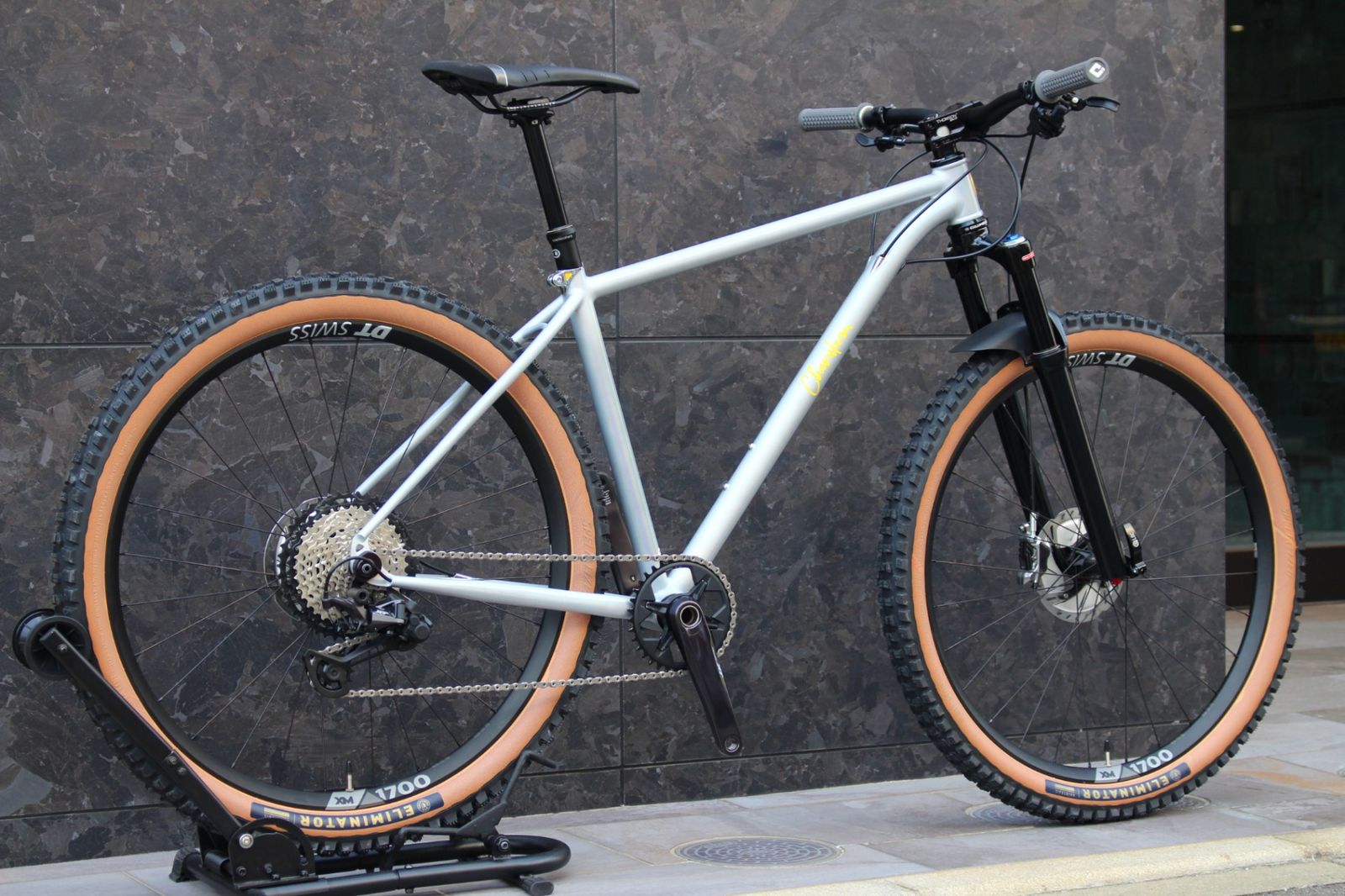 ケルビム CHERUBIM