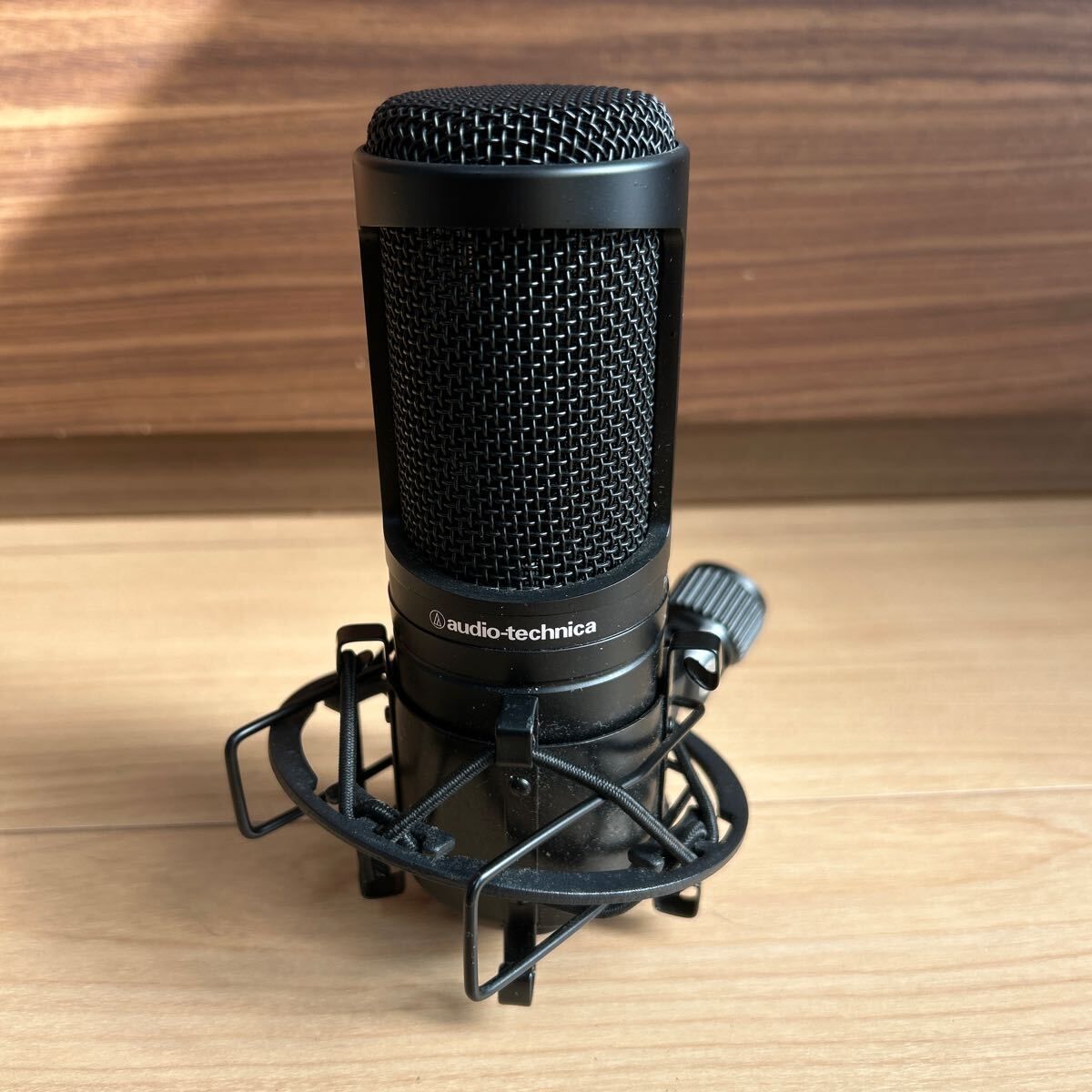 audio-technica AT2020 コンデンサーマイク　中古品 audio-technica (オーディオテクニカ) コンデンサーマイク