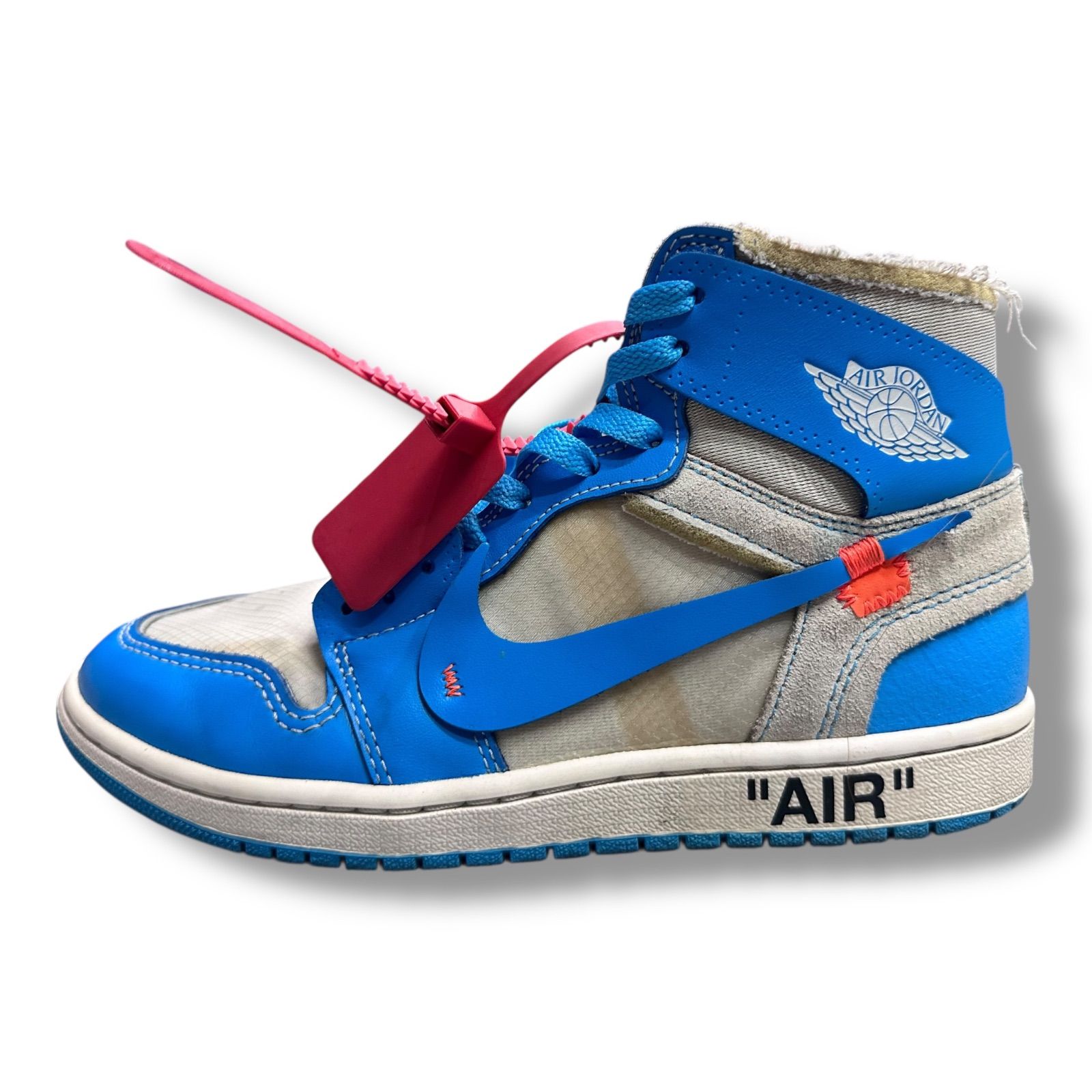 AIR JORDAN1 オフホワイトunc オフホワイト x エア ジョーダン1 “UNC”』SNKRSでゲリラリリース