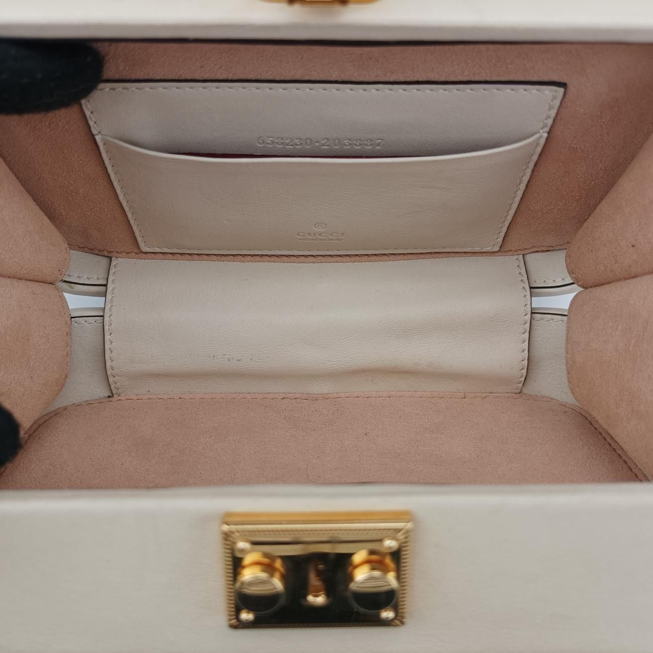 グッチGucciインターロッキングGホワイト×レッドレザー658230