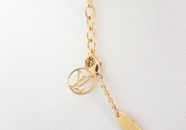 正規品】美品 エセンシャルVネックレス ゴールド OB0233