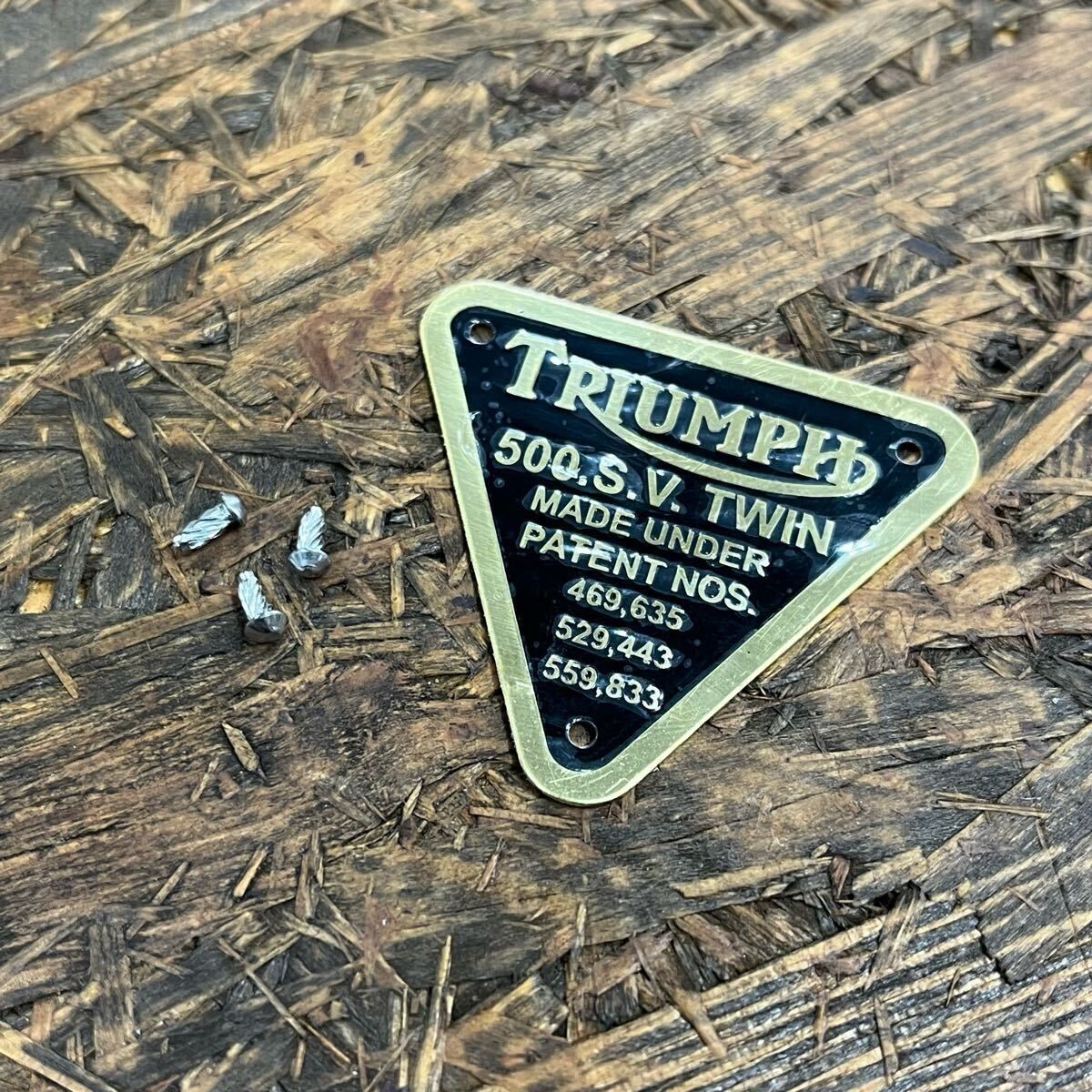 トライアンフ エンブレム パテント ビンテージ triumph 500 S.V.TWIN
