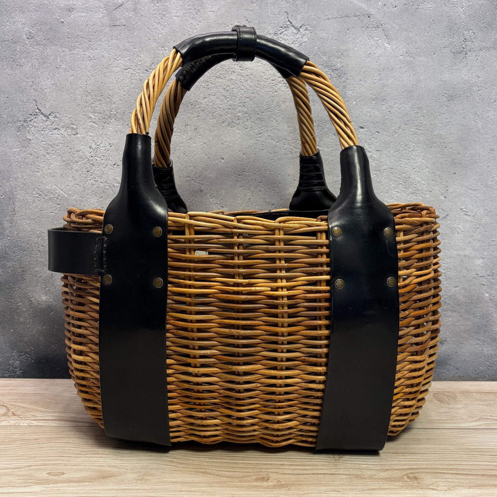 エバゴス かごバッグ オイルレザー ✨ブラック かごバッグ レザー