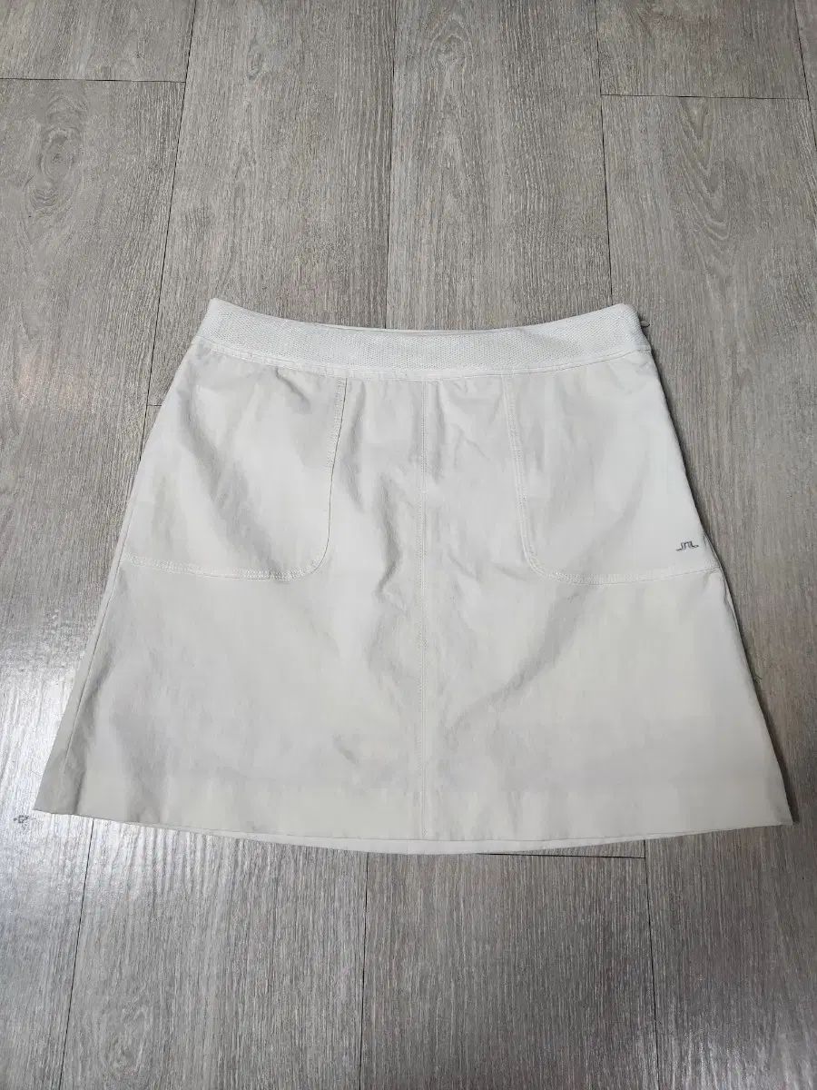 新しい服のレベル ジェイ リンドバーグ ゴルフスカート 25 55