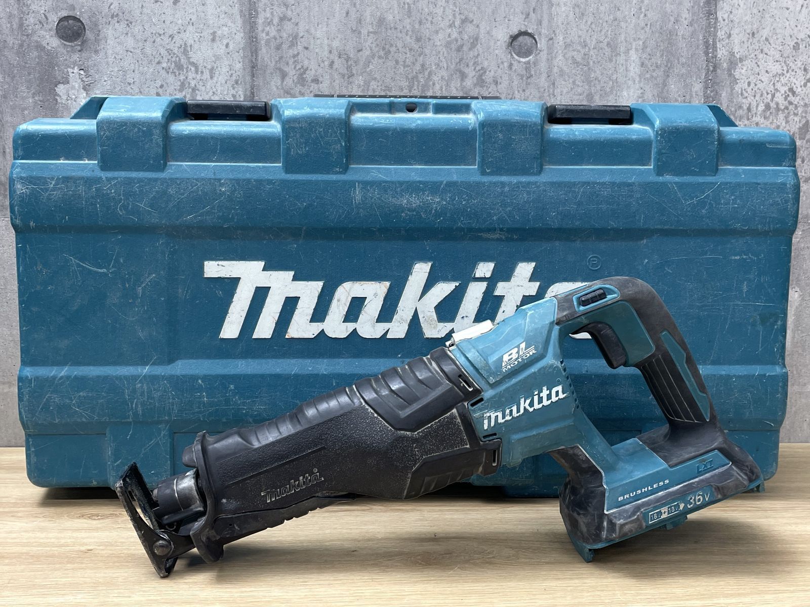 F-03047 makita 充電式レシプロソー JR360D マキタ 電動工具