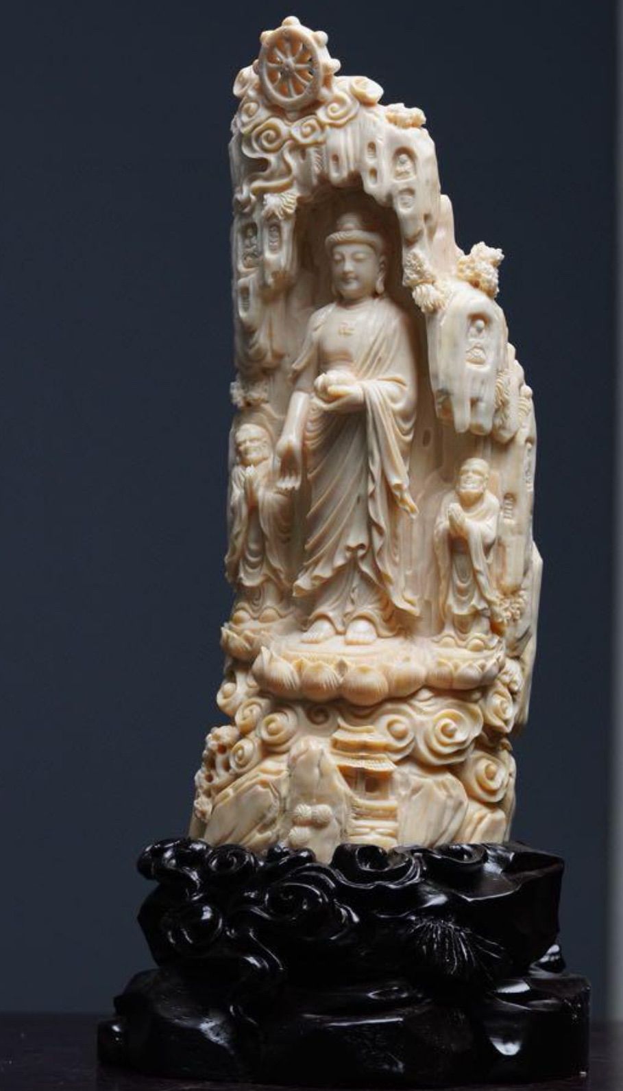 天然マンモス牙美しい手作り彫刻大日如来 置物 天然マンモス牙美しい