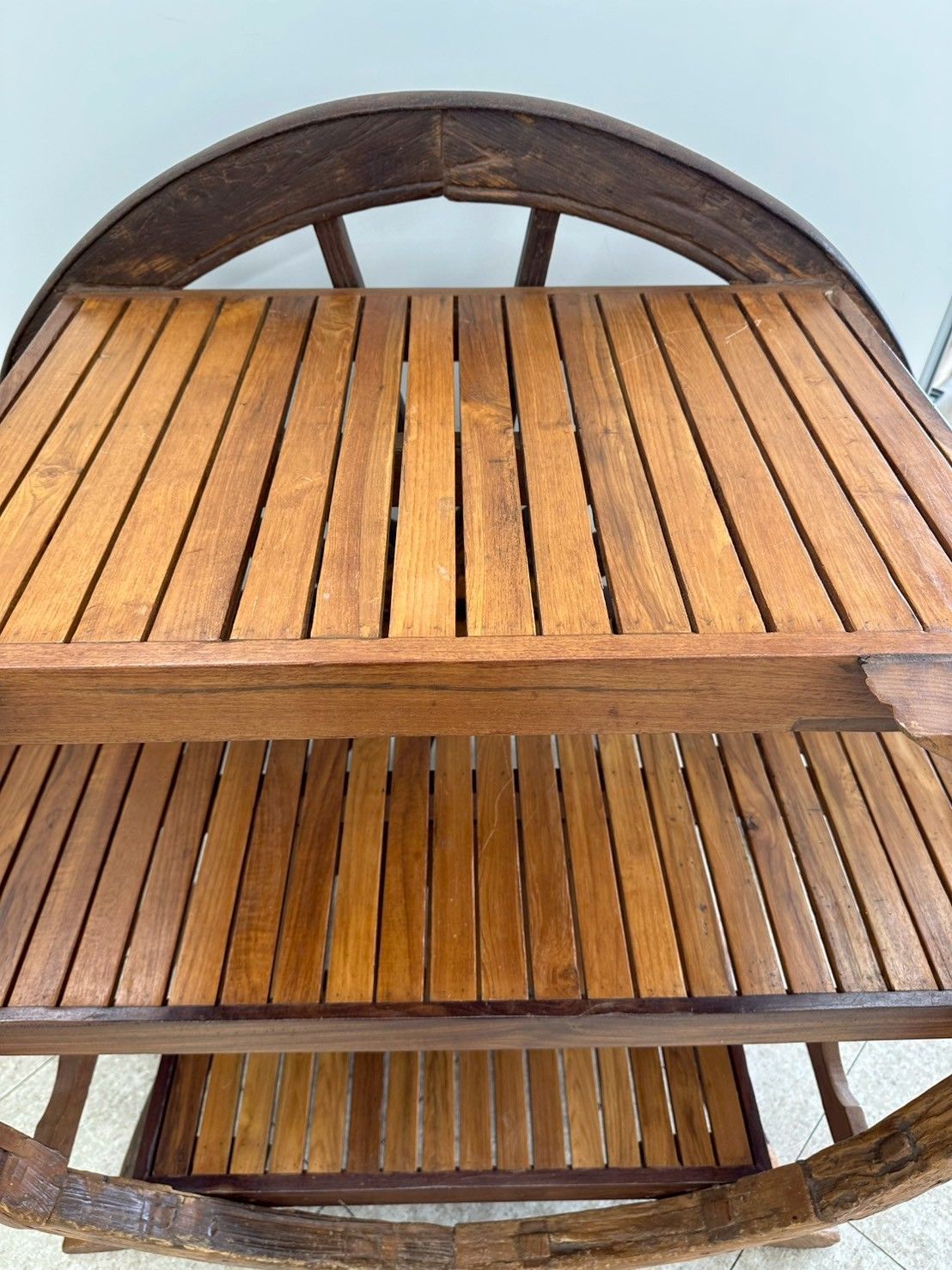 関東 配送 アンティーク 車輪型 3段棚 MARWIL-DEMENAGEMENTS_CH