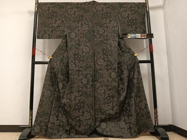 平和屋着物○本場大島紬 古代染色純泥染め カタス7マルキ 舞蝶