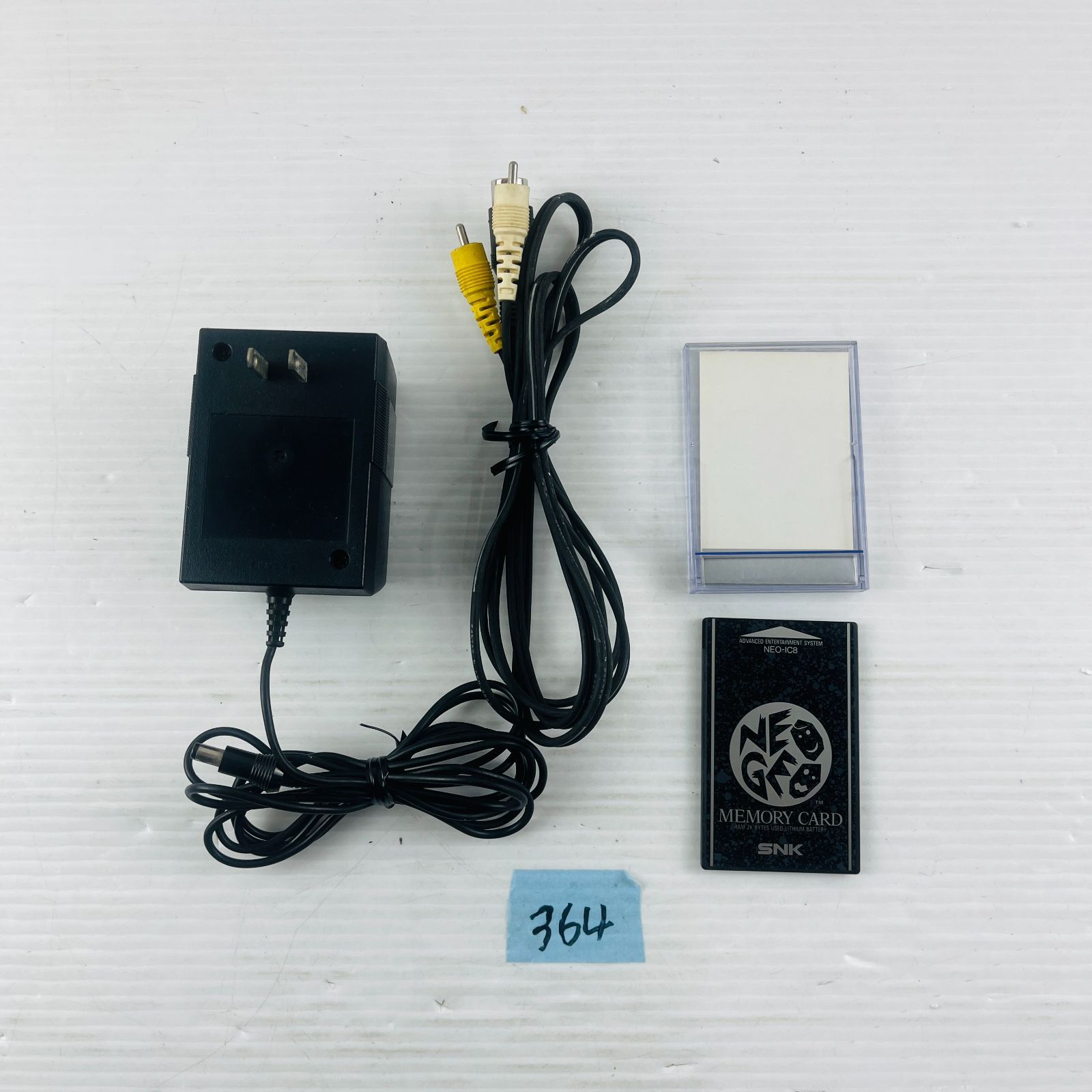 NEOGEO 本体＋コントローラー＋メモリーカード