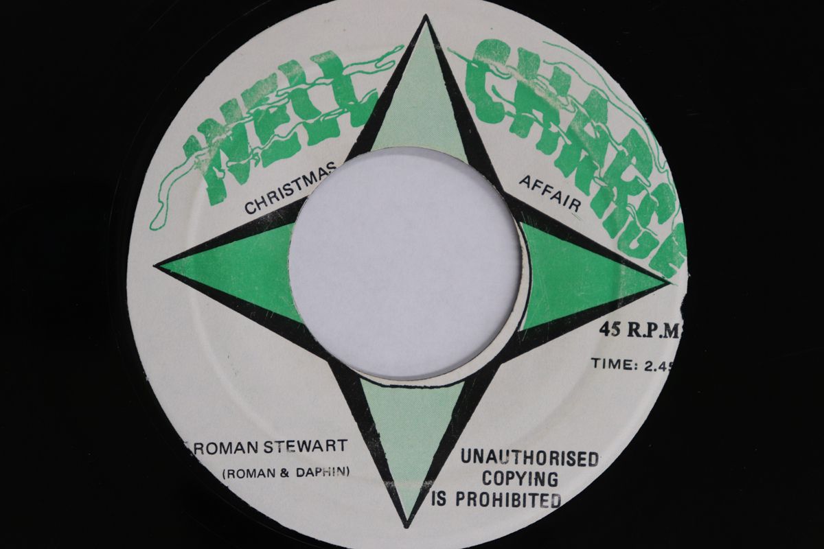ジャマイカ7” Roman Stewart Christmas Affair | Version NONE WELL CHARGE |00080