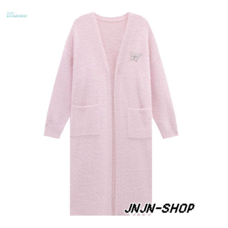 大人ニット ブローチ付