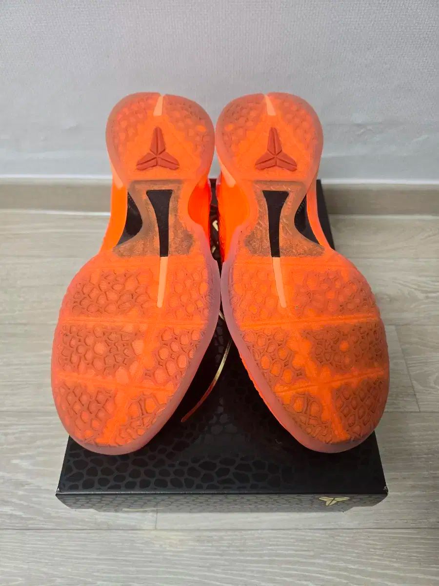 コービー6 トゥー オレンジ 280