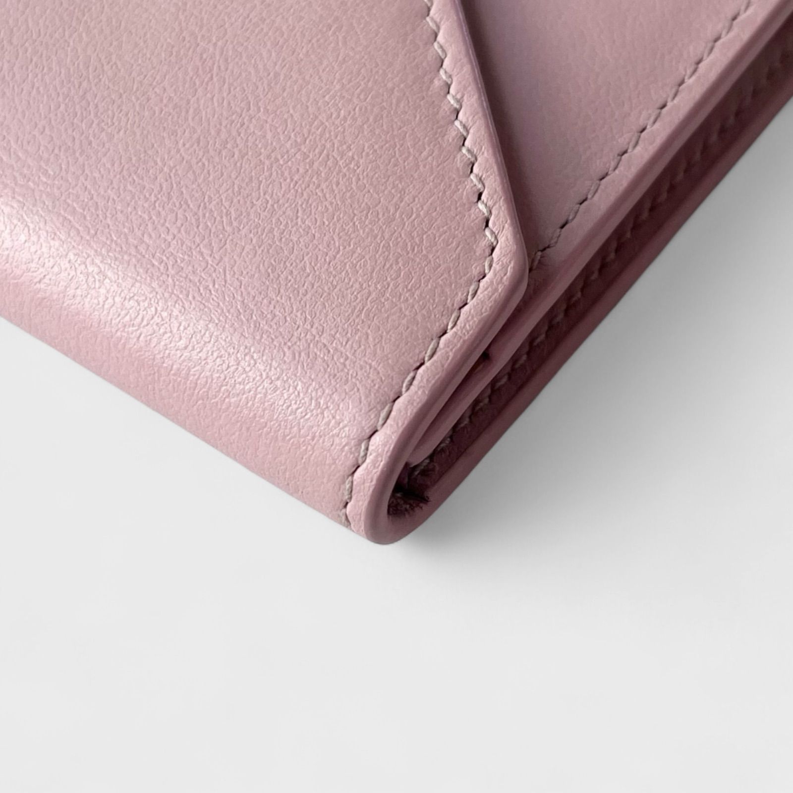 バレンシアガ ENVELOPE