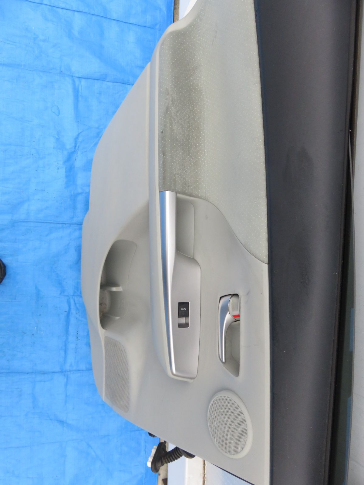 SFC2826 プリウスα ZVW40W ZVW41W 純正 左リアドア 後席 左後ドア PWスイッチ 内張り付 FFCRYSTALESIA_COM