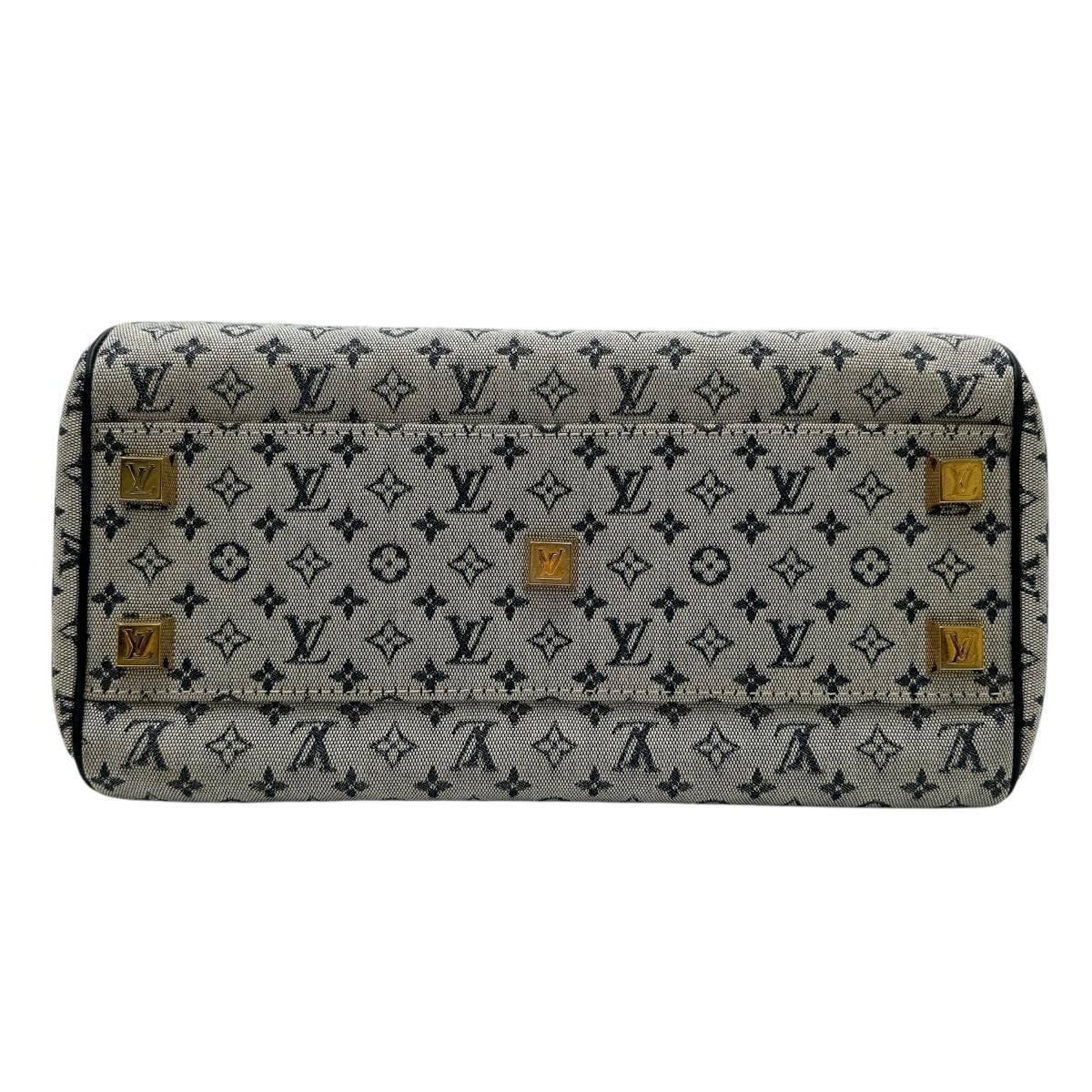 VUITTON