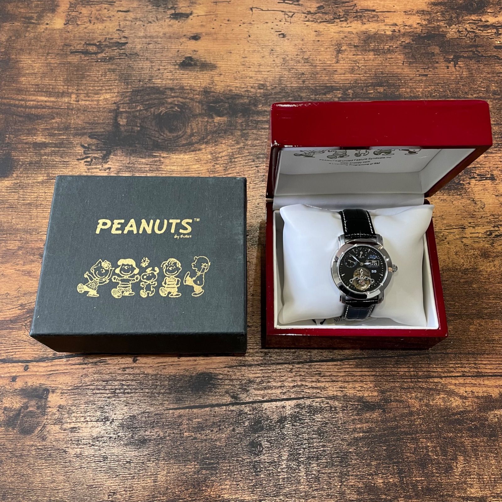 スヌーピー55周年記念腕時計 24K純金メダル入り スヌーピー55周年記念腕時計 24K純金メダル入り