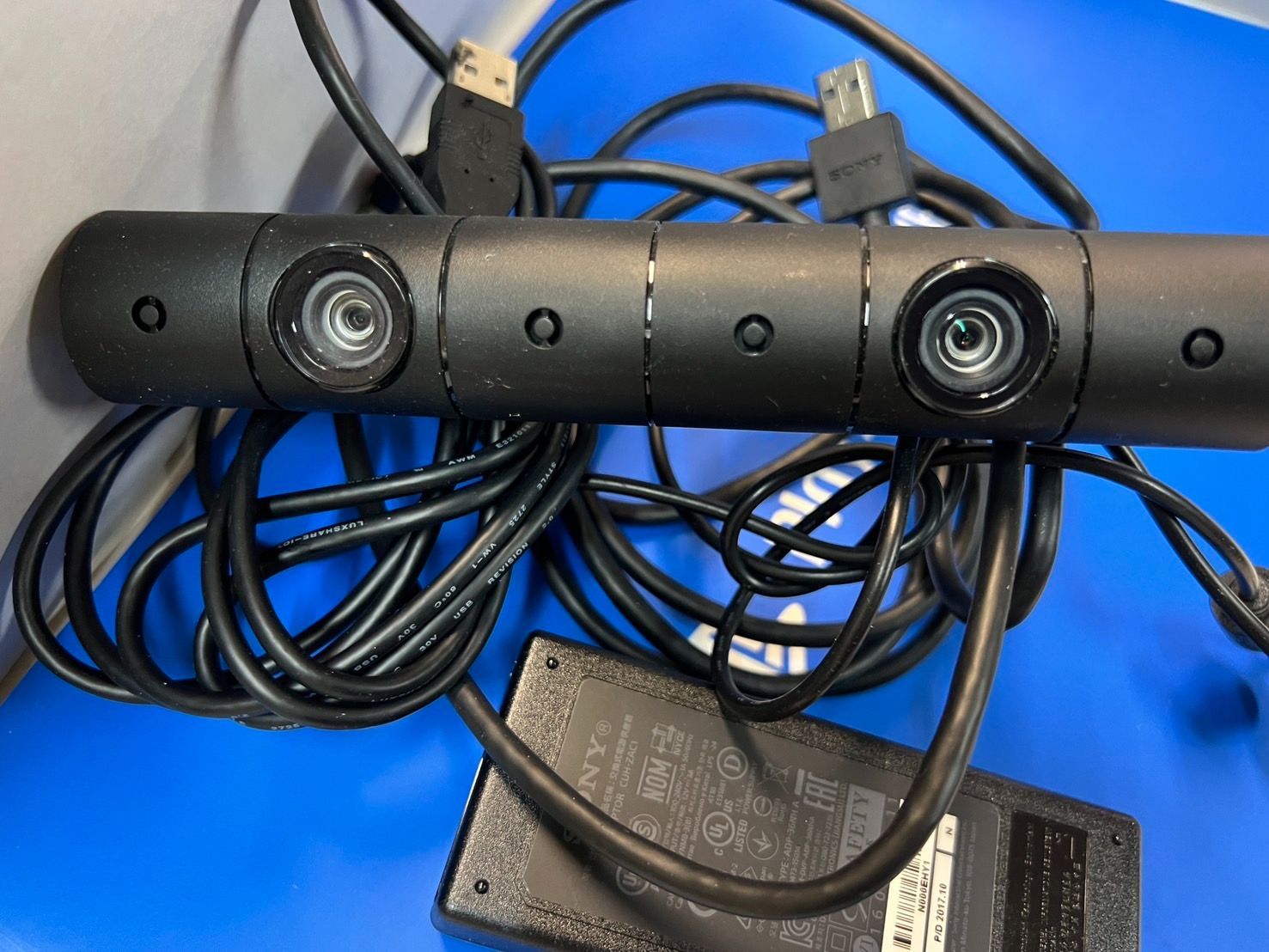 PSVR  後期型　カメラ同梱版  CUH-ZVR2 PSVR 後期型 カメラ同梱版 CUH-ZVR2 - メルカリ