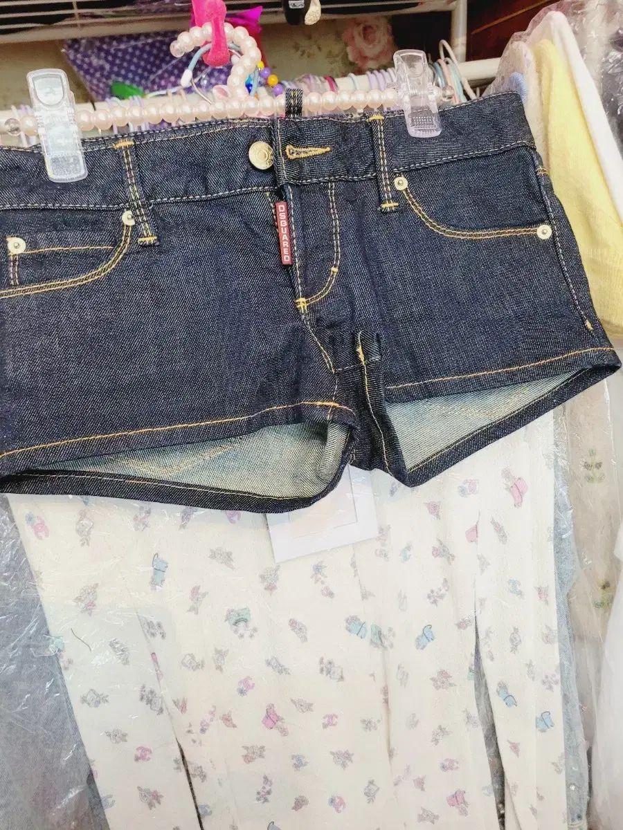 h.NAOTO FRILL ドロワーズ型ハーフパンツ h.NAOTO FRILL ドロワーズ型ハーフパンツ h.naotoのフリマアイテム一覧