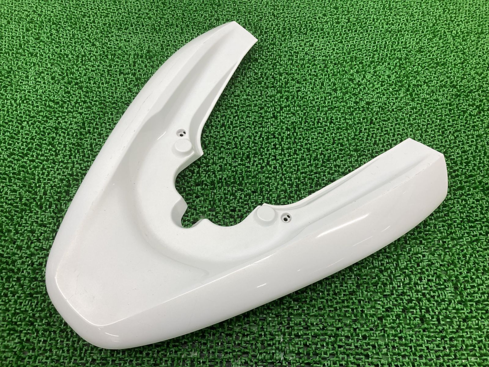 PCX125 テールカウル パール KWN ホンダ 純正 中古 バイク 部品 JF28 テールカバー 割れ欠け無し 品薄 希少品 車検 Genuine