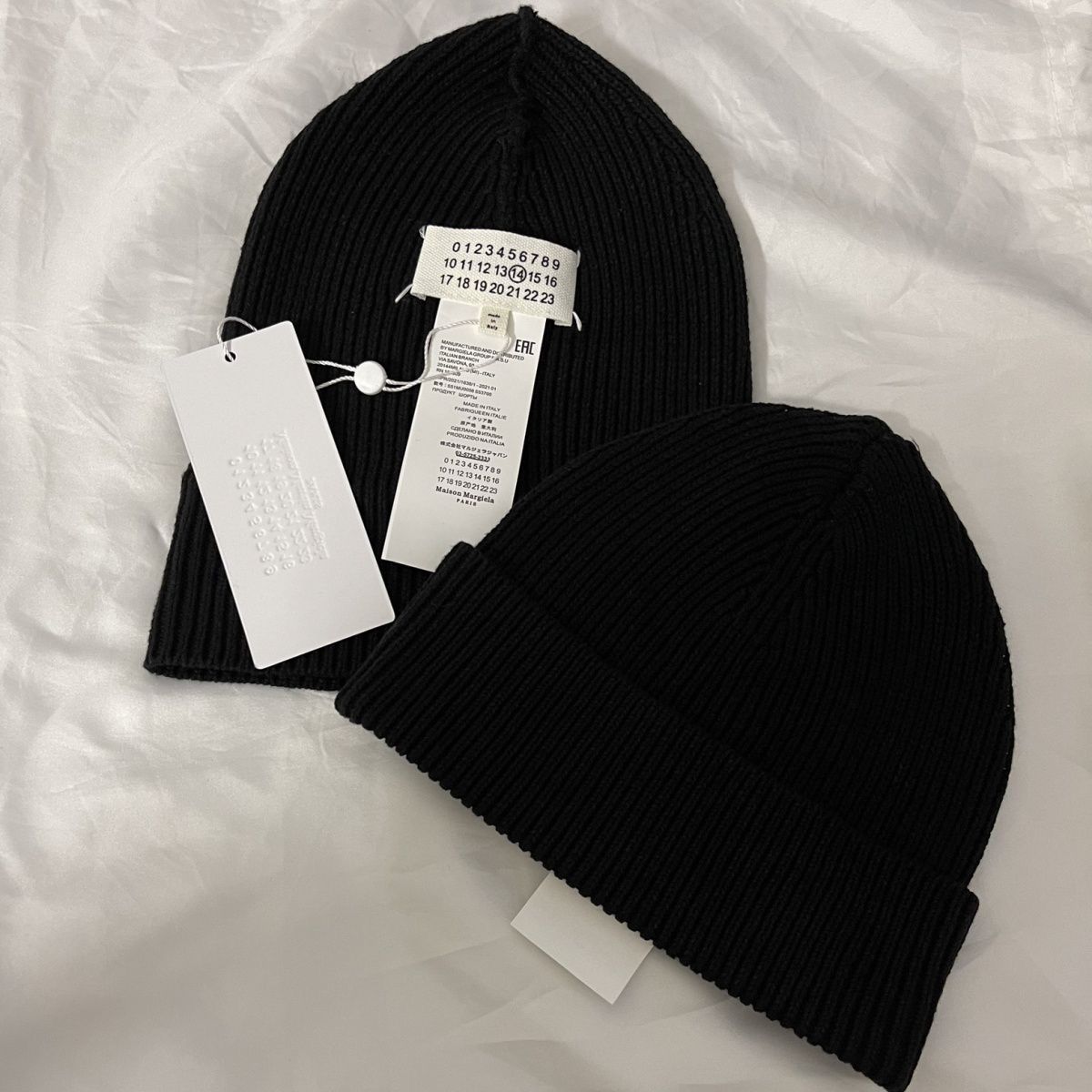 MM6 Maison Margiela リブ ニット ロゴ ウール ビーニー ハット (Maison Margiela/ニットキャップ・ビーニー)  S52TB0004 M13036727【BUYMA】